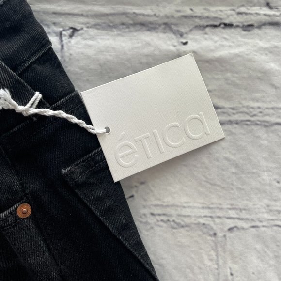 Ética Tyler Ankle Jean in Ziggy - Picture 9 of 9